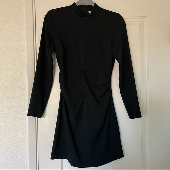 Zara Dresses & Skirts - Zara XS Bodycon Dress